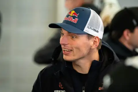 Max Verstappen bei Fahrerbesprechung am Nürburgring – 24h 2026 im Fokus